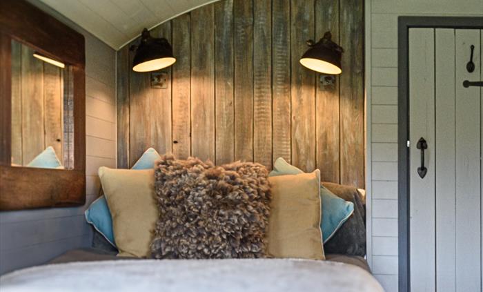 Interior - Elen - Brook Cottage Shepherd Huts